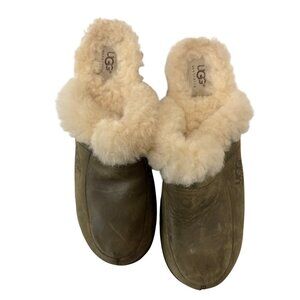 Ugg Australia Womens Size 8 Shearling Clogs Olive Green Leather Fur Lined Slip-O